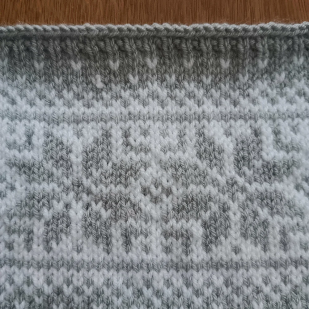 Hand Crafted Handknit Unisex Lt. Gray & White Scandinavian Motif Cowl Scarf